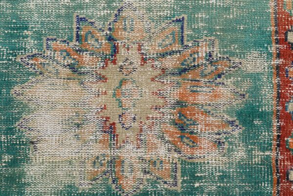 2.7 ft. x 5 ft. Vintage Turkish Rug TR07747 Image 6