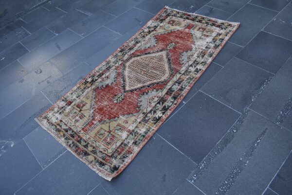 2.4 ft. x 5.1 ft. Vintage Turkish Rug TR07757 Image 1