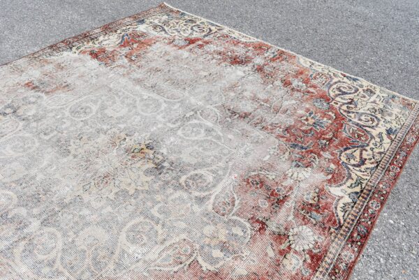 5.5 ft. x 8.3 ft. Vintage Turkish Rug TR07897 Image 4