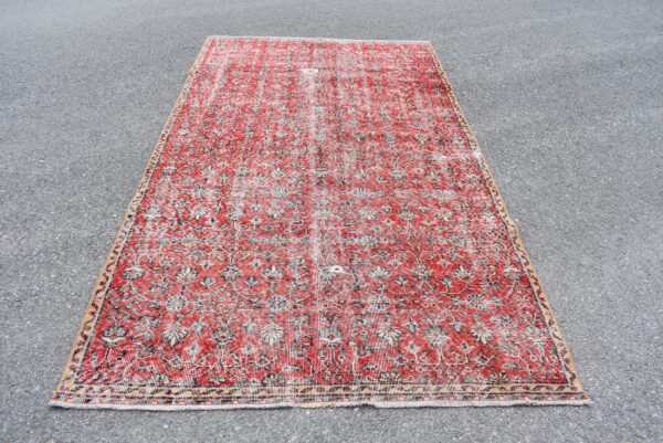 5 ft. x 8.8 ft. Vintage Turkish Rug TR07927 Image 2