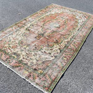 5.2 ft. x 9.2 ft. Vintage Turkish Rug TR07957 Image 1