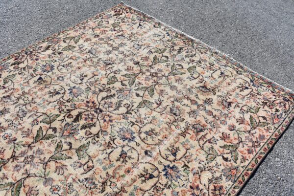 5.2 ft. x 8.9 ft. Vintage Turkish Rug TR07997 Image 4