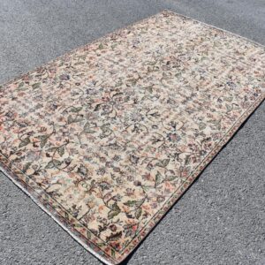 5.2 ft. x 8.9 ft. Vintage Turkish Rug TR07997 Image 1
