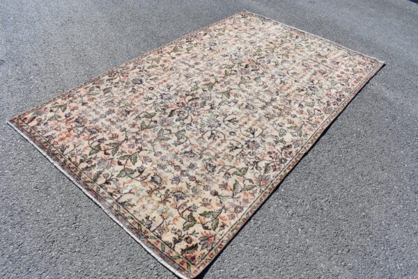 5.2 ft. x 8.9 ft. Vintage Turkish Rug TR07997 Image 1
