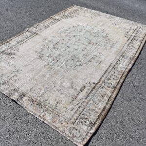 5.5 ft. x 8.4 ft. Vintage Turkish Rug TR08007 Image 1