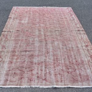 5.6 ft. x 8 ft. Vintage Turkish Rug TR08017 Image 1