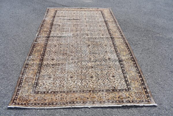 5.3 ft. x 9.1 ft. Vintage Turkish Rug TR08117 Image 2