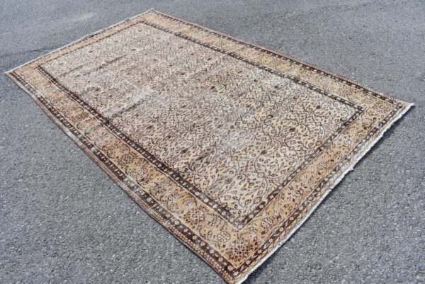 5.3 ft. x 9.1 ft. Vintage Turkish Rug TR08117 Image 3