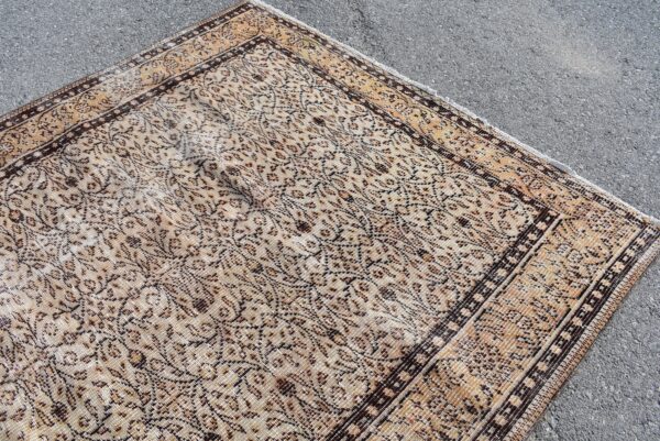 5.3 ft. x 9.1 ft. Vintage Turkish Rug TR08117 Image 4