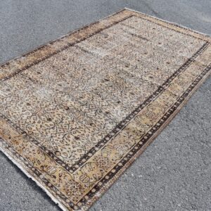 5.3 ft. x 9.1 ft. Vintage Turkish Rug TR08117 Image 1