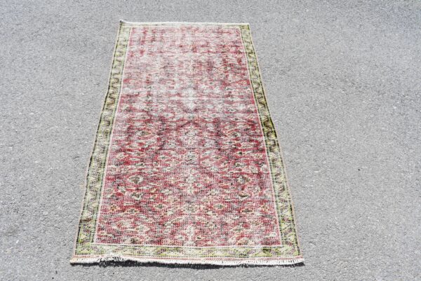 2.8 ft. x 5.6 ft. Vintage Turkish Rug TR08137 Image 2