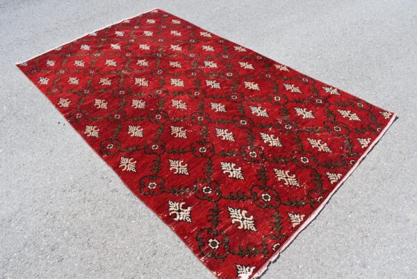 4.7 ft. x 8.3 ft. Vintage Turkish Rug TR08267 Image 3