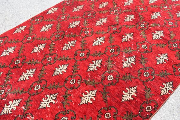4.7 ft. x 8.3 ft. Vintage Turkish Rug TR08267 Image 5