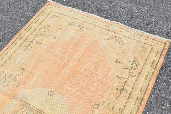 2.8 ft. x 4.7 ft. Vintage Turkish Rug TR08307 Image 4