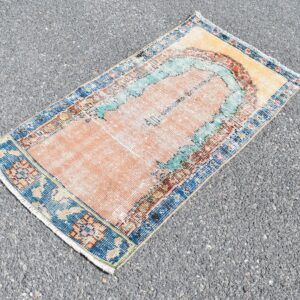 2.1 ft. x 3.9 ft. Vintage Turkish Rug TR08387 Image 1