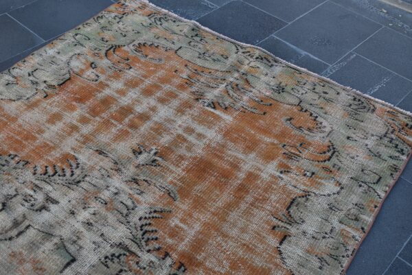 4.6 ft. x 7.9 ft. Vintage Turkish Rug TR08417 Image 4