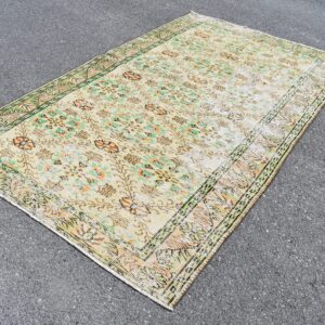 5.2 ft. x 8.6 ft. Vintage Turkish Rug TR08447 Image 1