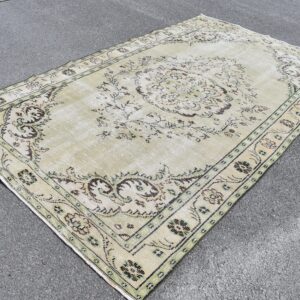6 ft. x 10 ft. Vintage Turkish Rug TR08507 Image 1