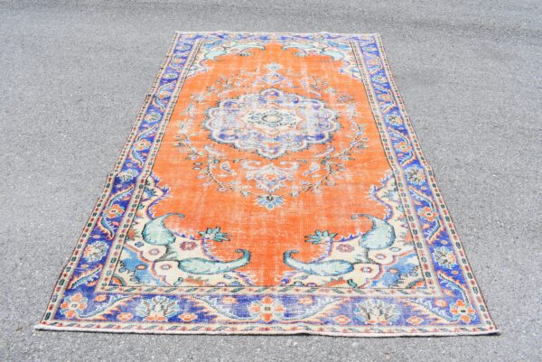5.5 ft. x 9.2 ft. Vintage Turkish Rug TR08527 Image 2