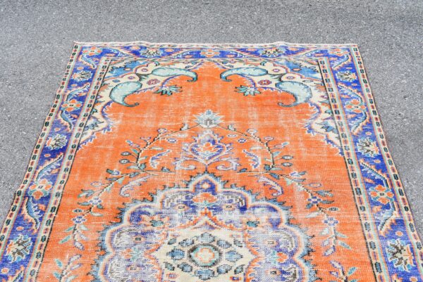 5.5 ft. x 9.2 ft. Vintage Turkish Rug TR08527 Image 4