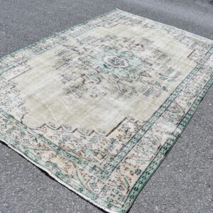5.9 ft. x 9.1 ft. Vintage Turkish Rug TR08537 Image 1