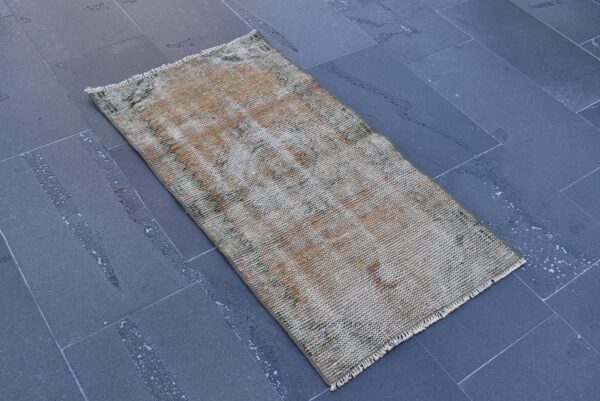 1.8 ft. x 3.4 ft. Vintage Turkish Rug TR08557 Image 3