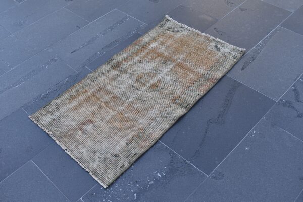 1.8 ft. x 3.4 ft. Vintage Turkish Rug TR08557 Image 1