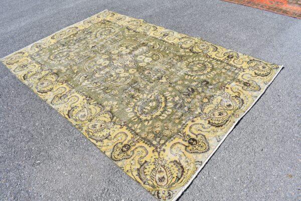 5.4 ft. x 8.4 ft. Vintage Turkish Rug TR08587 Image 3
