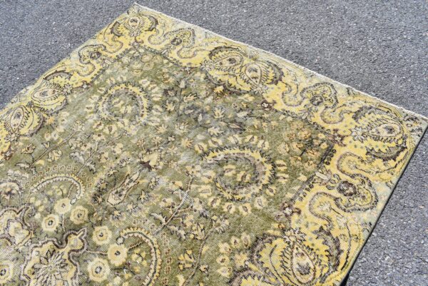 5.4 ft. x 8.4 ft. Vintage Turkish Rug TR08587 Image 4