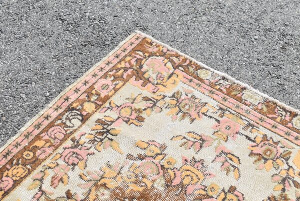 3.8 ft. x 6.4 ft. Vintage Turkish Rug TR08647 Image 4