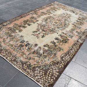 5.7 ft. x 9.6 ft. Vintage Turkish Rug TR08667 Image 1