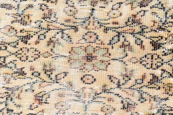 4.6 ft. x 8 ft. Vintage Turkish Rug TR08687 Image 6