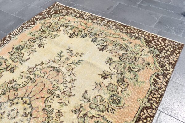 5.5 ft. x 9 ft. Vintage Turkish Rug TR08697 Image 4