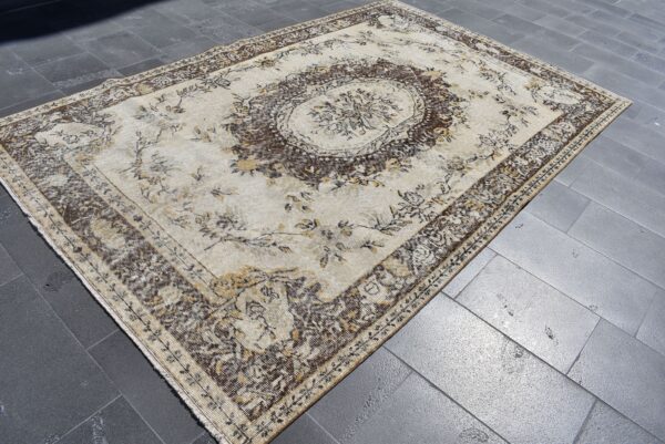 5.9 ft. x 9.4 ft. Vintage Turkish Rug TR08717 Image 1
