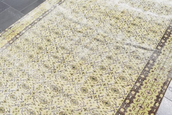 5.1 ft. x 9 ft. Vintage Turkish Rug TR08727 Image 5