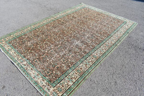 5.9 ft. x 8.9 ft. Vintage Turkish Rug TR08757 Image 1