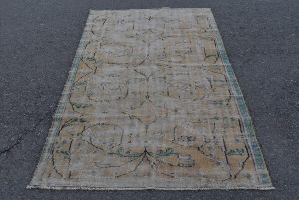 4.7 ft. x 7.9 ft. Vintage Turkish Rug TR08807 Image 2