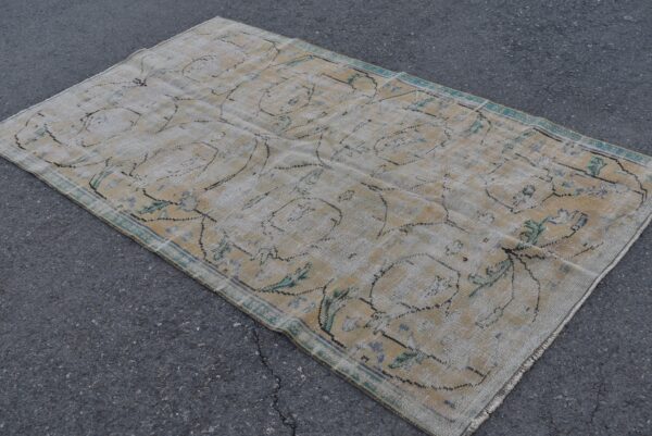4.7 ft. x 7.9 ft. Vintage Turkish Rug TR08807 Image 3