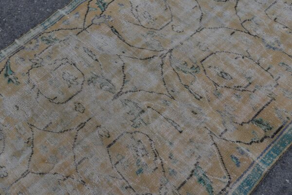 4.7 ft. x 7.9 ft. Vintage Turkish Rug TR08807 Image 5