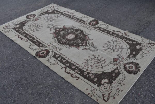 4.9 ft. x 8.9 ft. Vintage Turkish Rug TR08827 Image 3