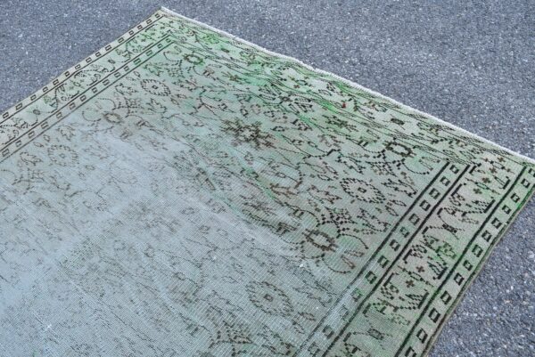 5.1 ft. x 8.6 ft. Vintage Turkish Rug TR08897 Image 4
