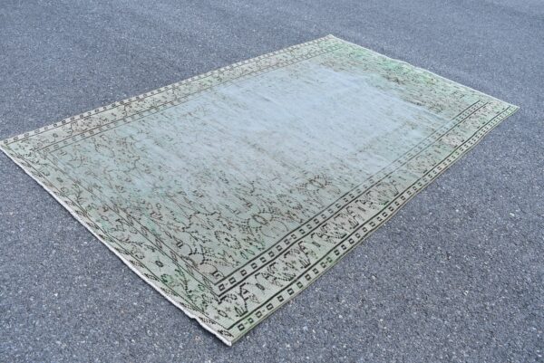 5.1 ft. x 8.6 ft. Vintage Turkish Rug TR08897 Image 1