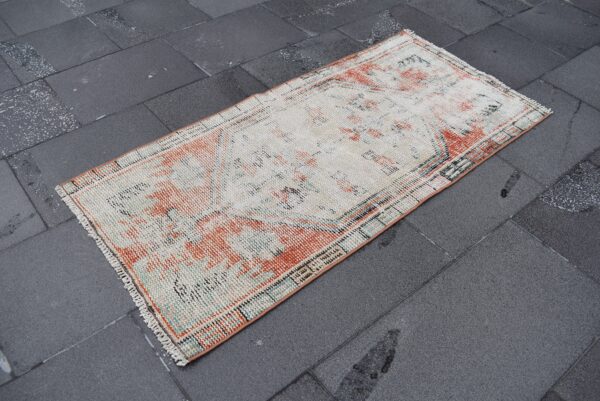 1.9 ft. x 4 ft. Vintage Turkish Rug TR08917 Image 1