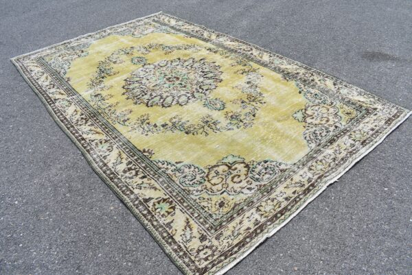 6.3 ft. x 10.1 ft. Vintage Turkish Rug TR09057 Image 3