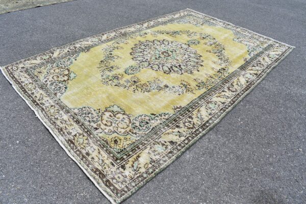 6.3 ft. x 10.1 ft. Vintage Turkish Rug TR09057 Image 1
