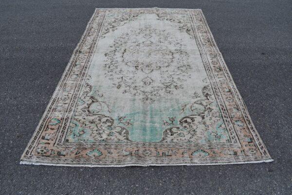 5.4 ft. x 9.5 ft. Vintage Turkish Rug TR09197 Image 2