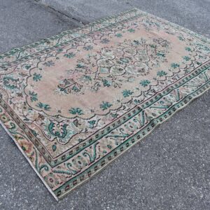 5.6 ft. x 8.2 ft. Vintage Turkish Rug TR09347 Image 1
