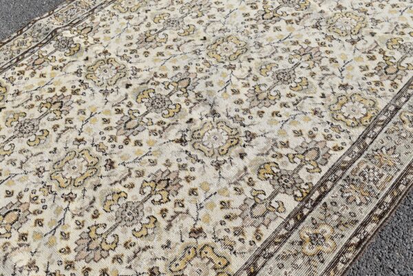 5.4 ft. x 9.4 ft. Vintage Turkish Rug TR09367 Image 5