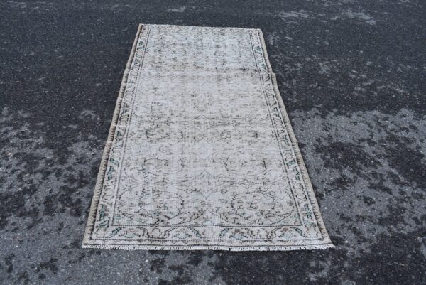 3.1 ft. x 7 ft. Vintage Turkish Rug TR09387 Image 2