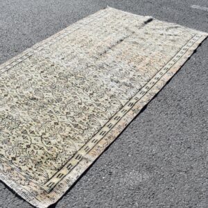 4.6 ft. x 8.2 ft. Vintage Turkish Rug TR09457 Image 1